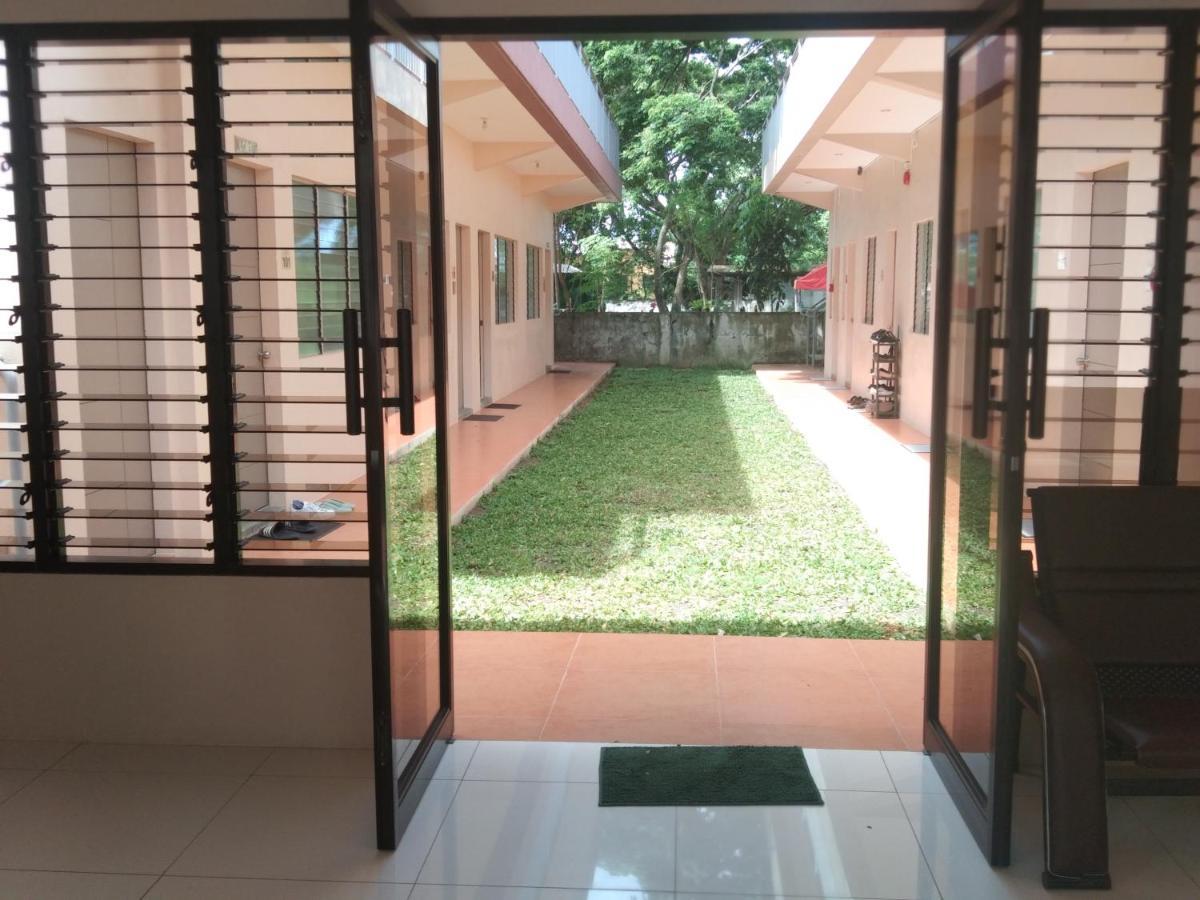 Claytown Pension House Dumaguete City ภายนอก รูปภาพ