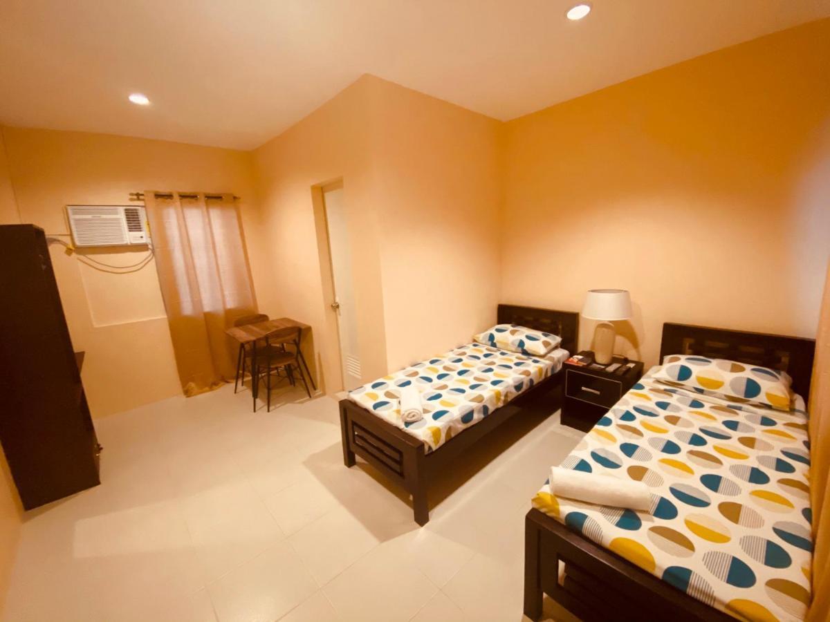 Claytown Pension House Dumaguete City ภายนอก รูปภาพ