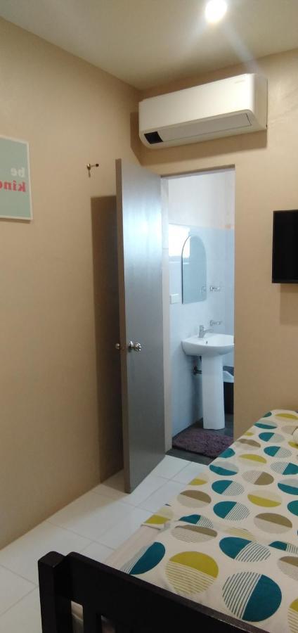 Claytown Pension House Dumaguete City ภายนอก รูปภาพ