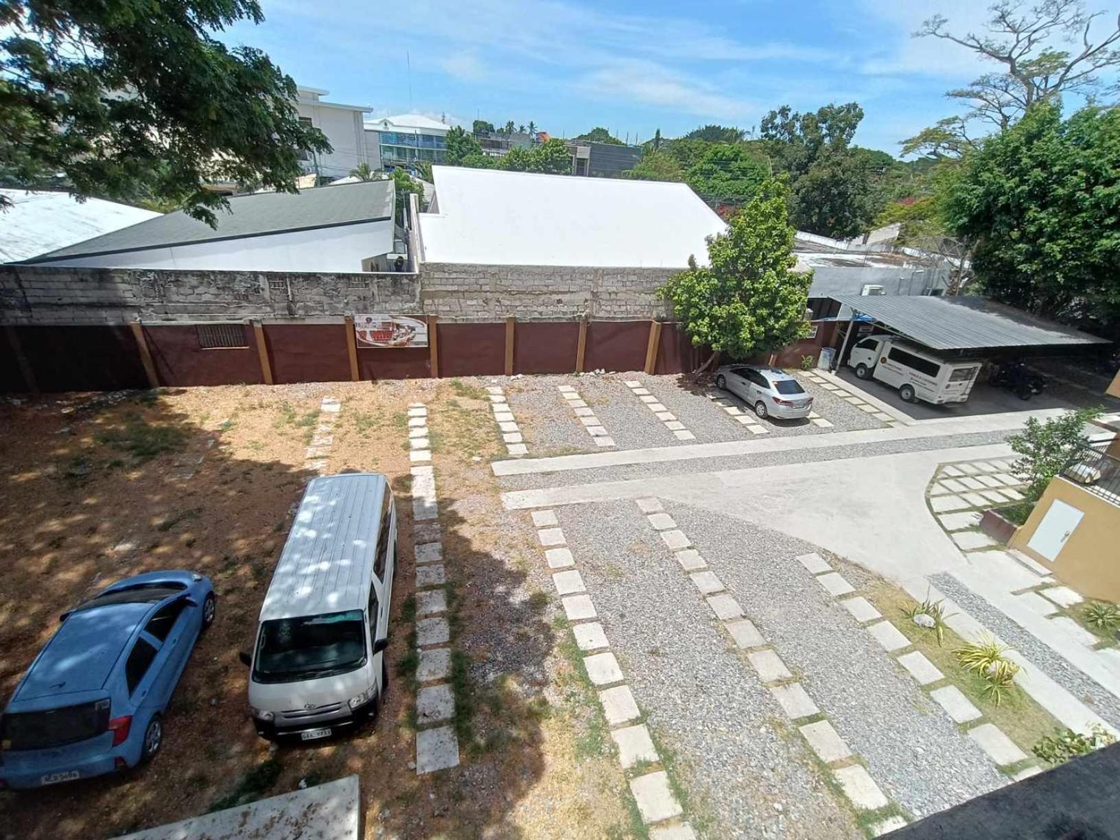Claytown Pension House Dumaguete City ภายนอก รูปภาพ