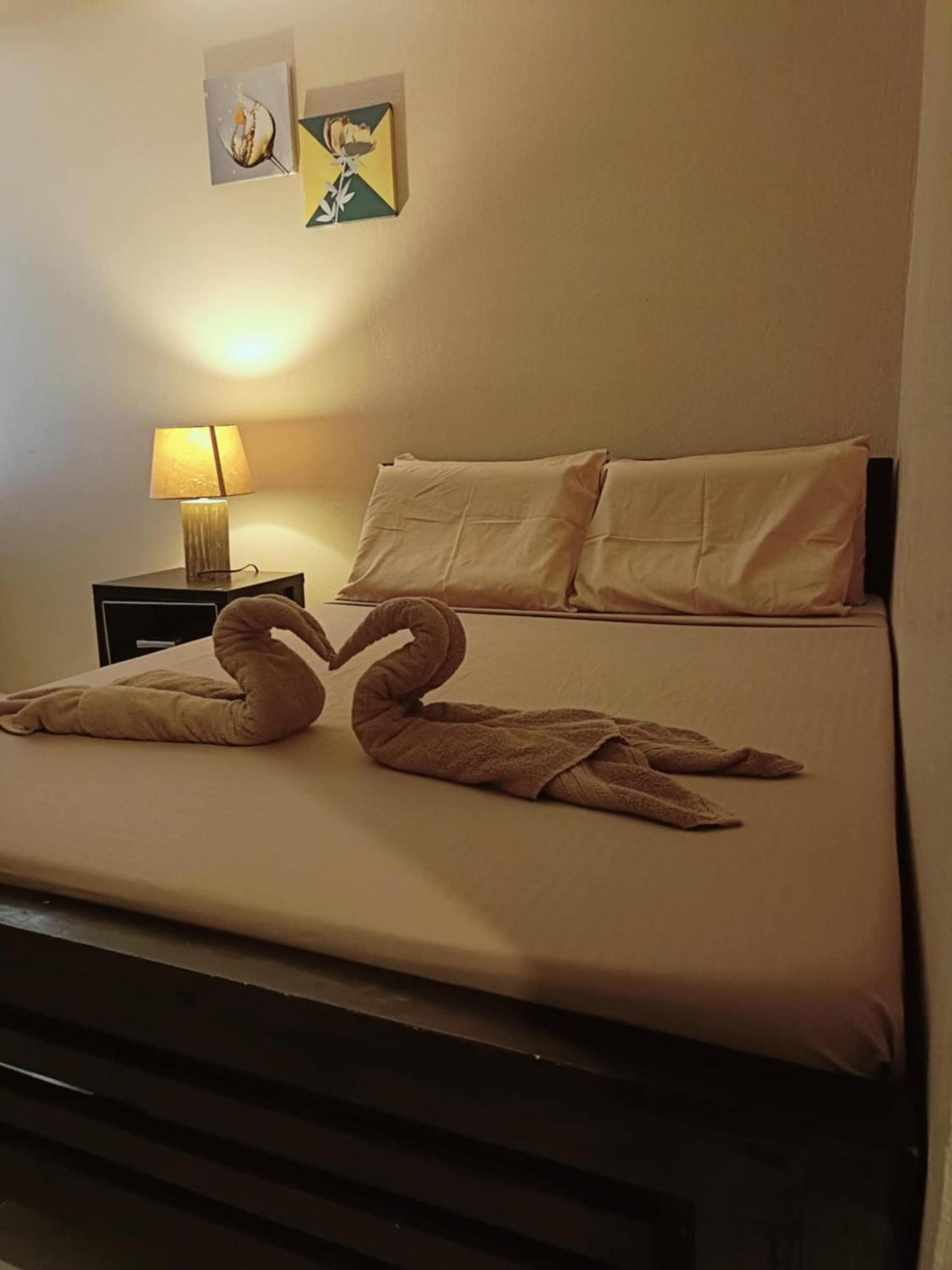 Claytown Pension House Dumaguete City ภายนอก รูปภาพ